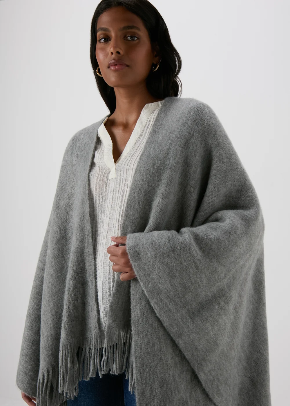 Grey Shawl - One Size Image 3