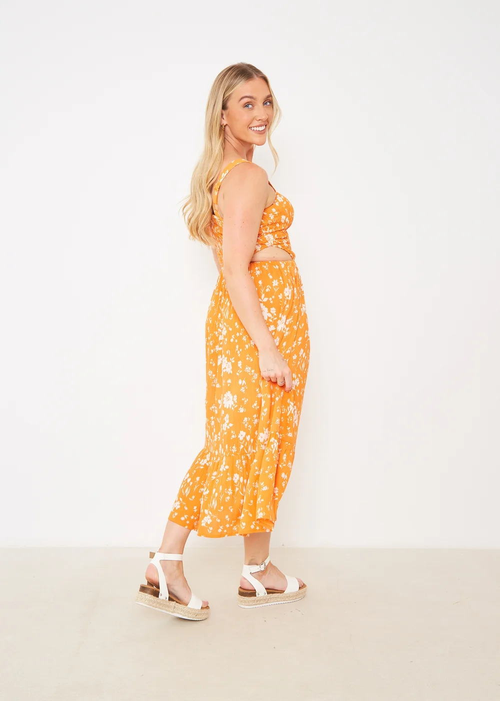 In The Style Orange Floral Cut Out Midi Dress - Size 8 Image 4