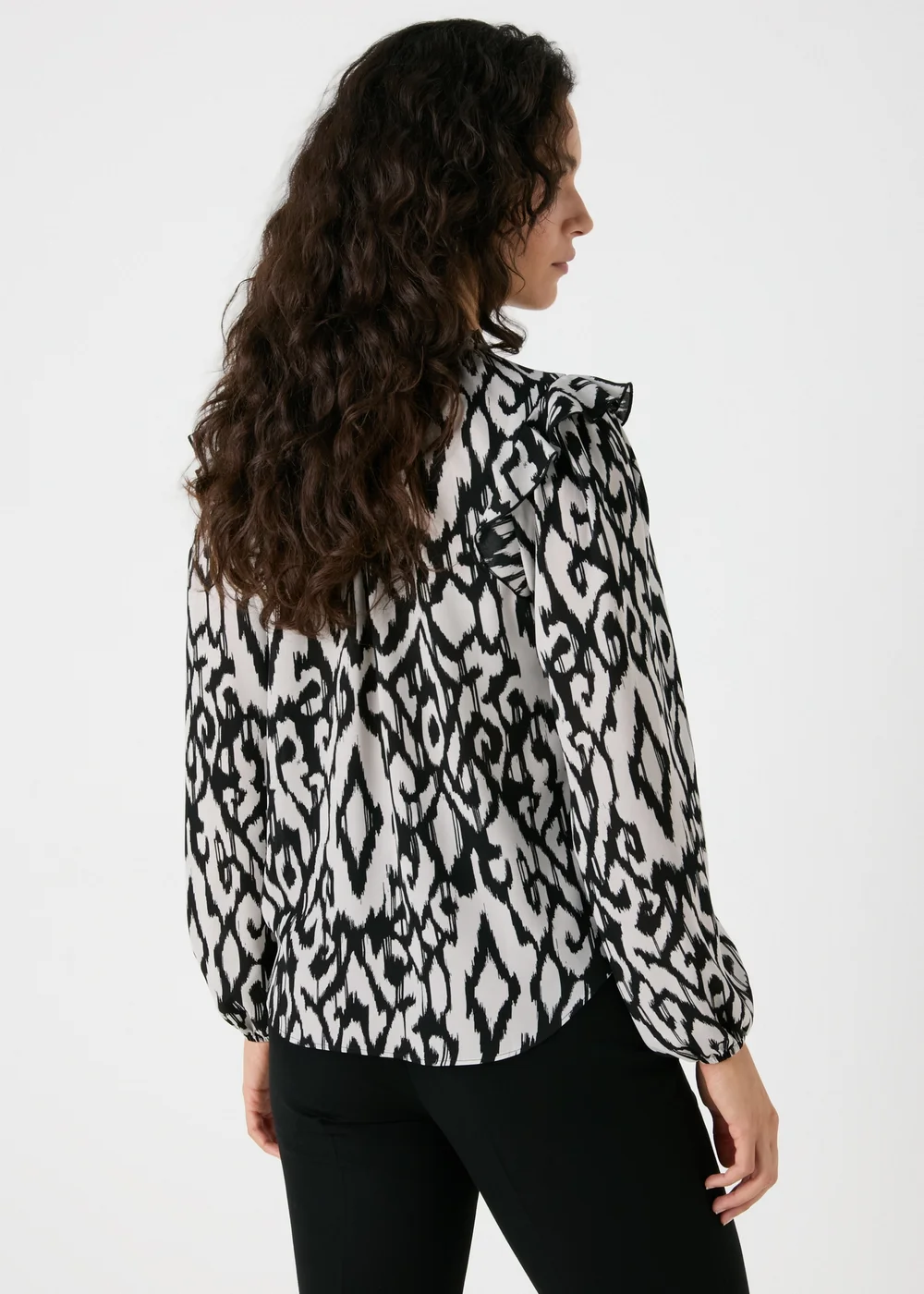 Et Vous Monochrome Ikat Print Blouse - 8 Image 2