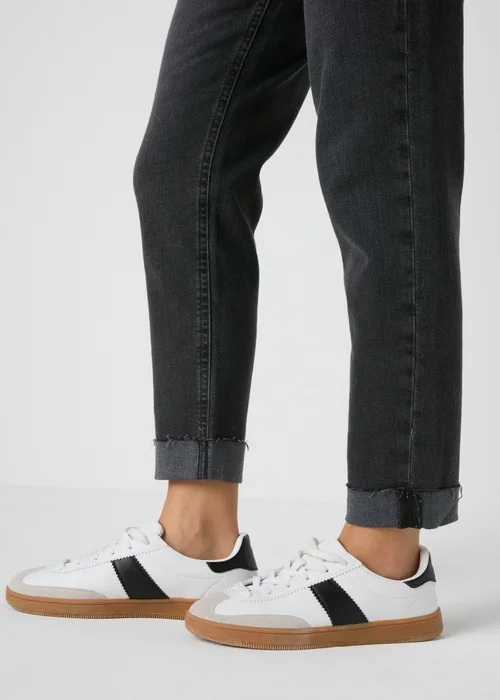 Black Mom Jeans - 8/L29 Image 3