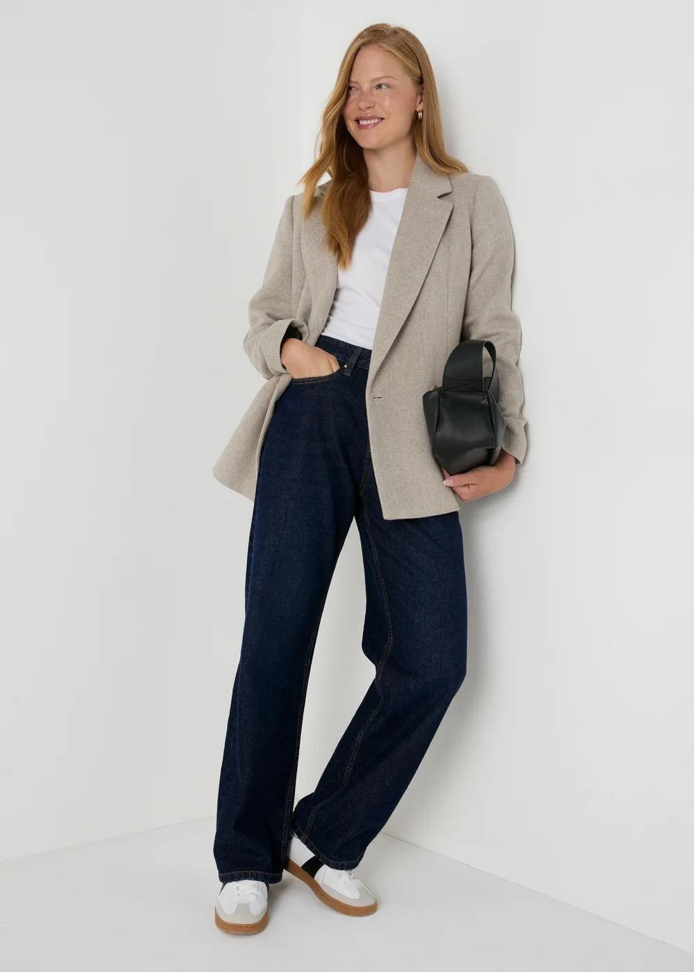 Dark Wash Straight Denim Jeans - 8 Image 1