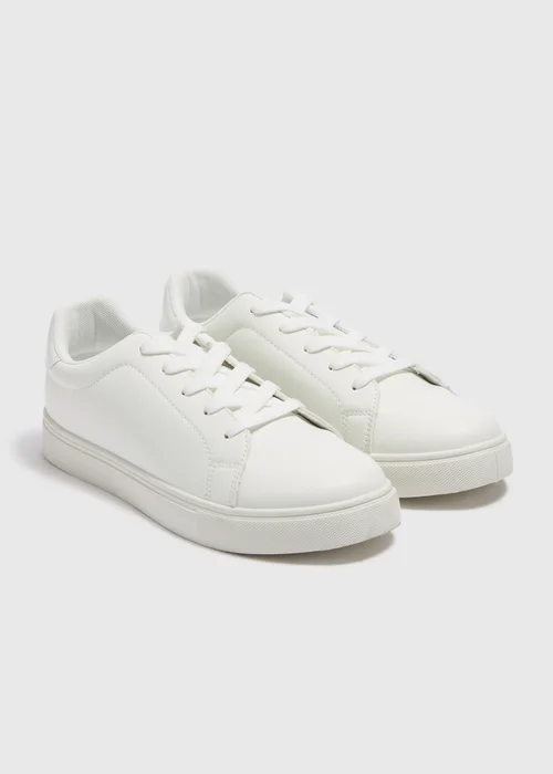 White Court Trainers - Size 3 Image 1