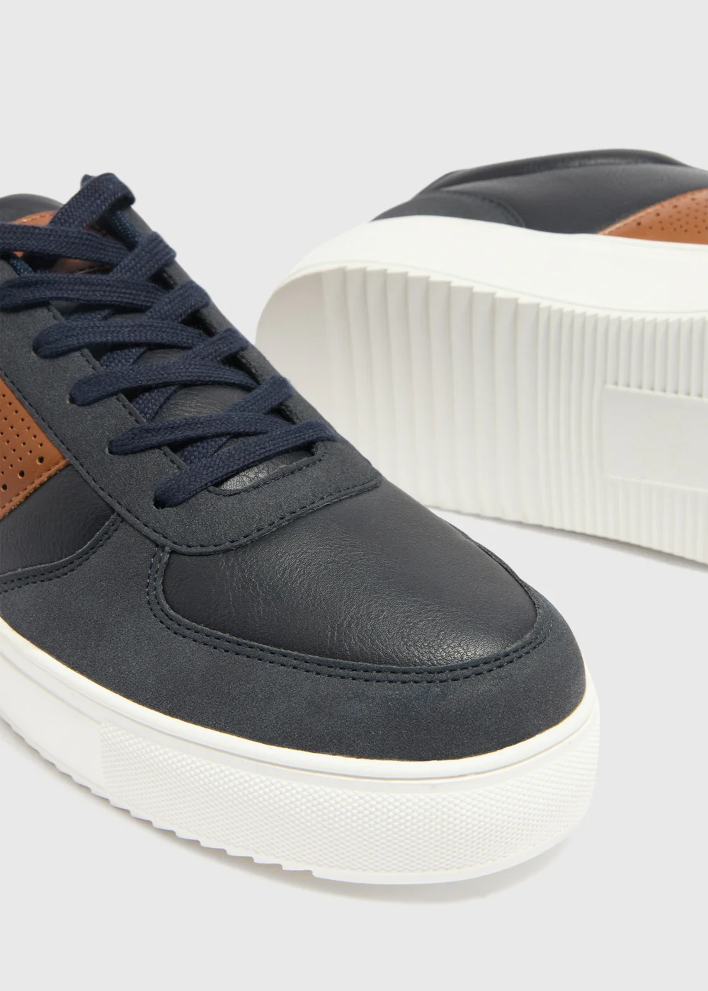 Navy Smart Trainers - Size 6 Image 2