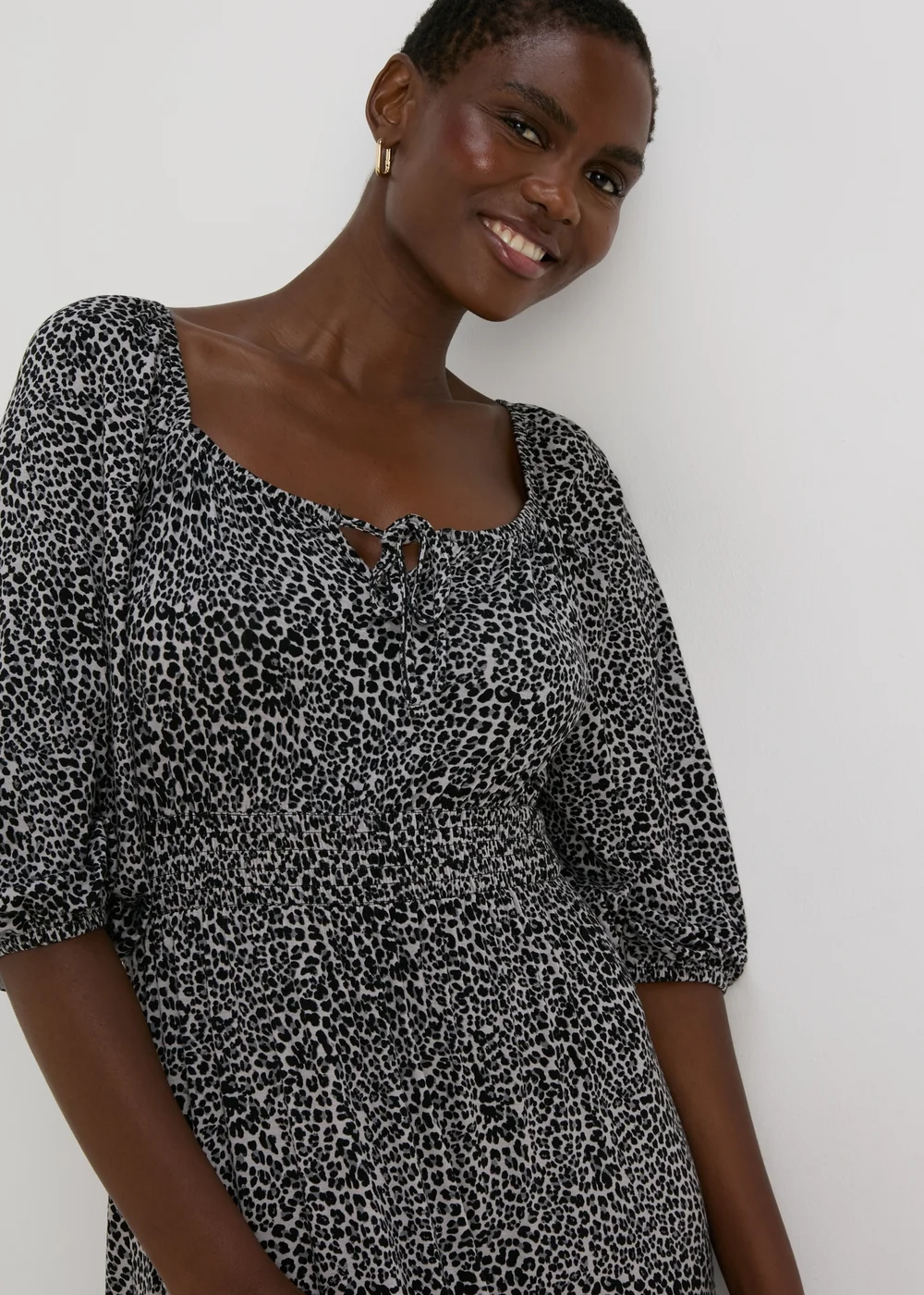 Papaya Petite Leopard Print Shirred Midi Dress - 6 Image 2