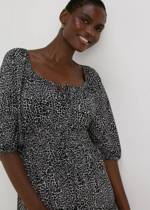 Papaya Petite Leopard Print Shirred Midi Dress - 6 Image 2