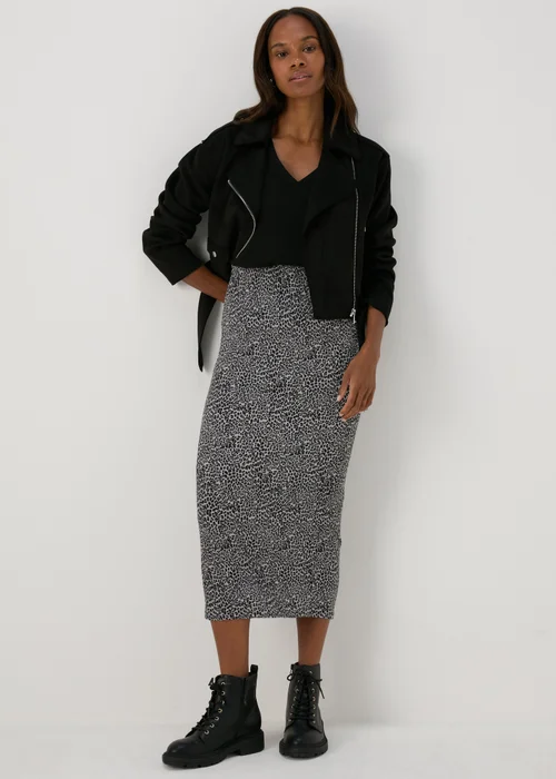 Papaya Petite Leopard Print Plisse Midi Skirt - Size 6 Image 4