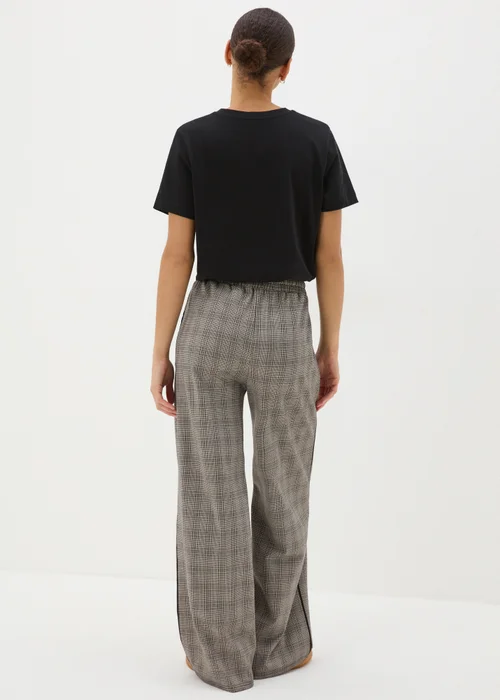 Beige Check Wide Leg Trousers - 8 Image 3