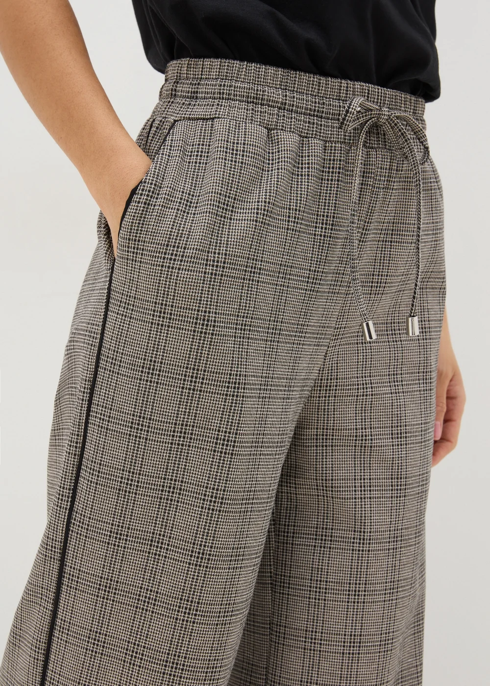 Beige Check Wide Leg Trousers - 8 Image 2