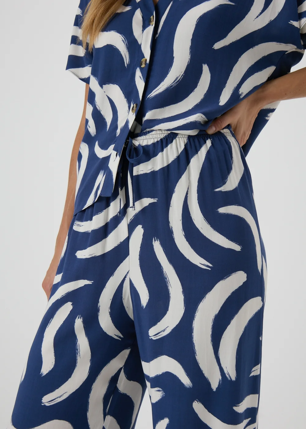 Navy Abstract Print Co Ord Trousers - 8 Image 3