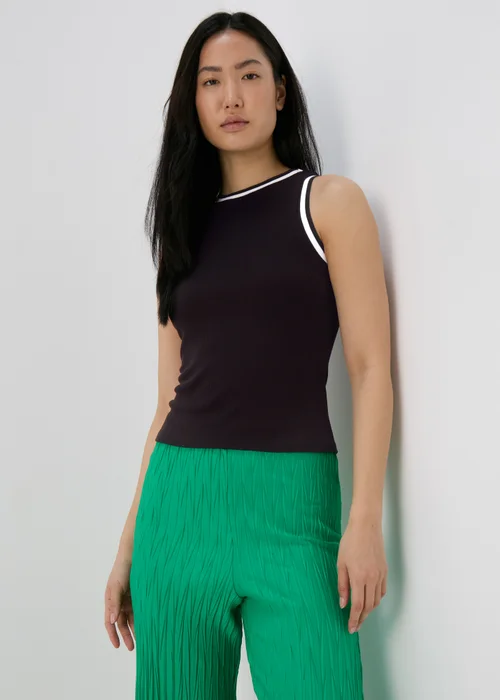 Black Contrast Tank Top - 8 Image 1