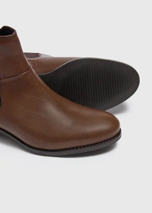 Brown Leather Flat Chelsea Boots - 6 Image 2