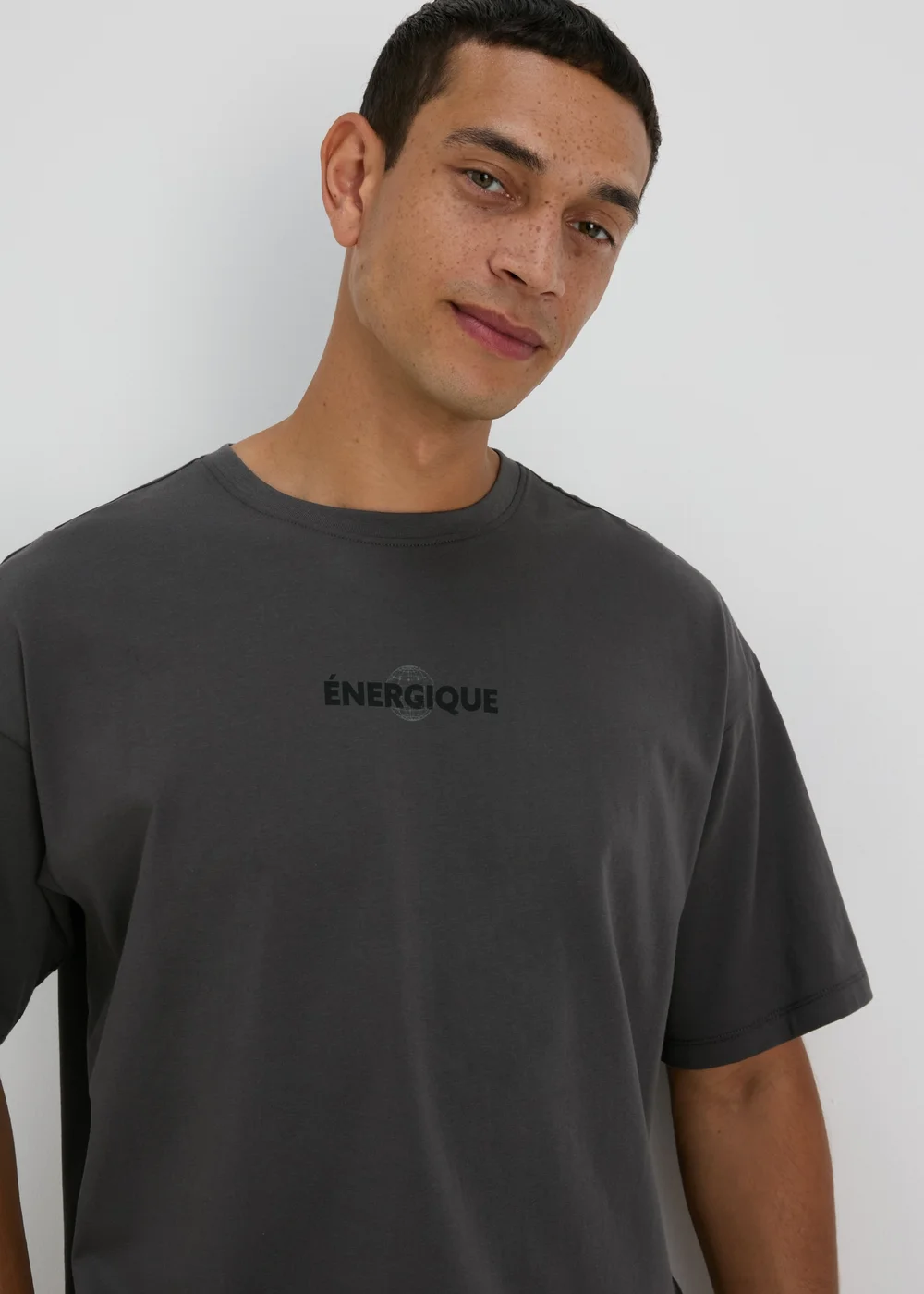 Charcoal Energique T-Shirt - S Image 3