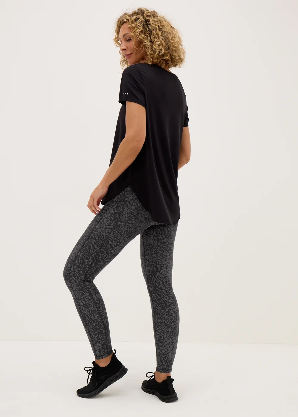 Souluxe Black Tonal Print Leggings - 8 Image 2