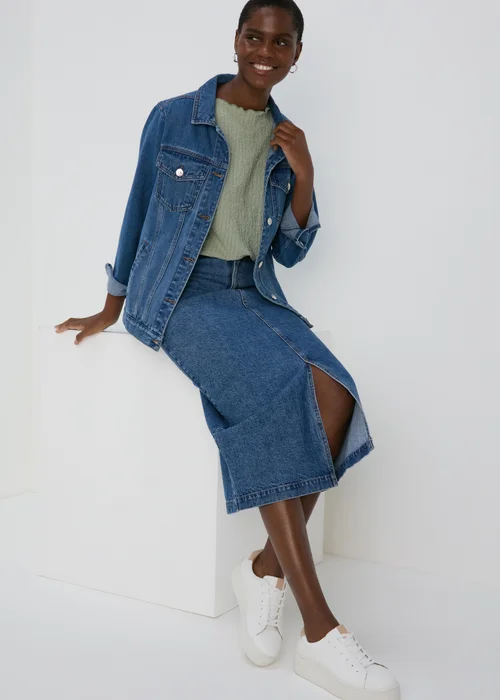 Green Textured T-Shirt - Size 8 Image 4