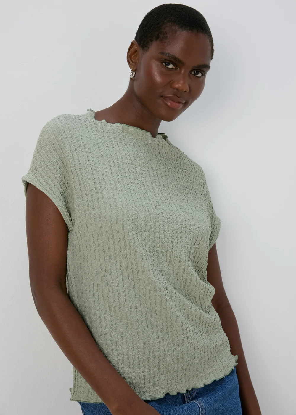 Green Textured T-Shirt - Size 8 Image 1