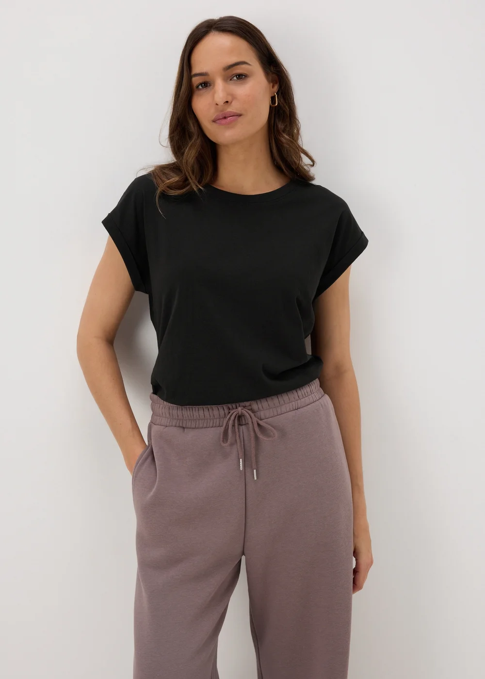 Black Plain T-Shirt - S Image 1