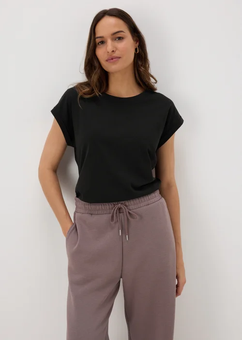 Black Plain T-Shirt - S Image 1
