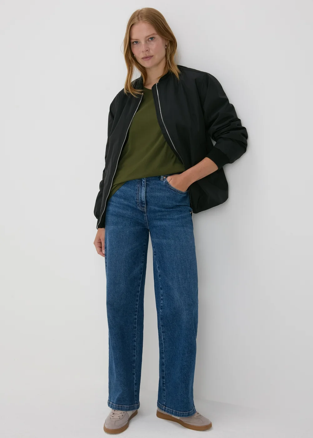Khaki Plain T-Shirt - S Image 4