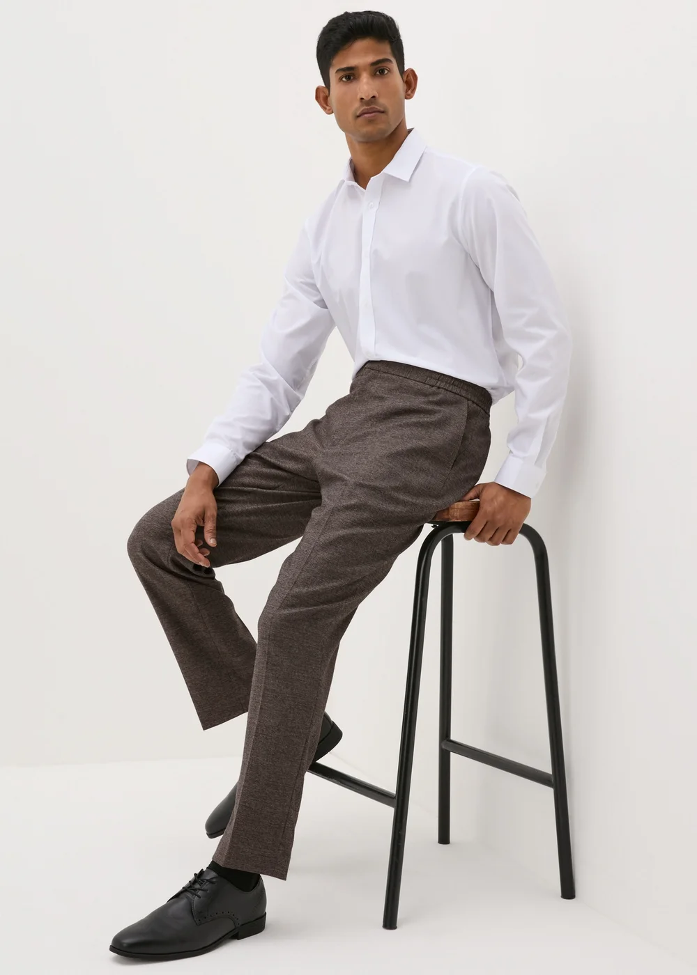 Taylor & Wright Heritage Brown Elasticated Slim Fit Trousers - 30 Waist 29 Leg Image 4