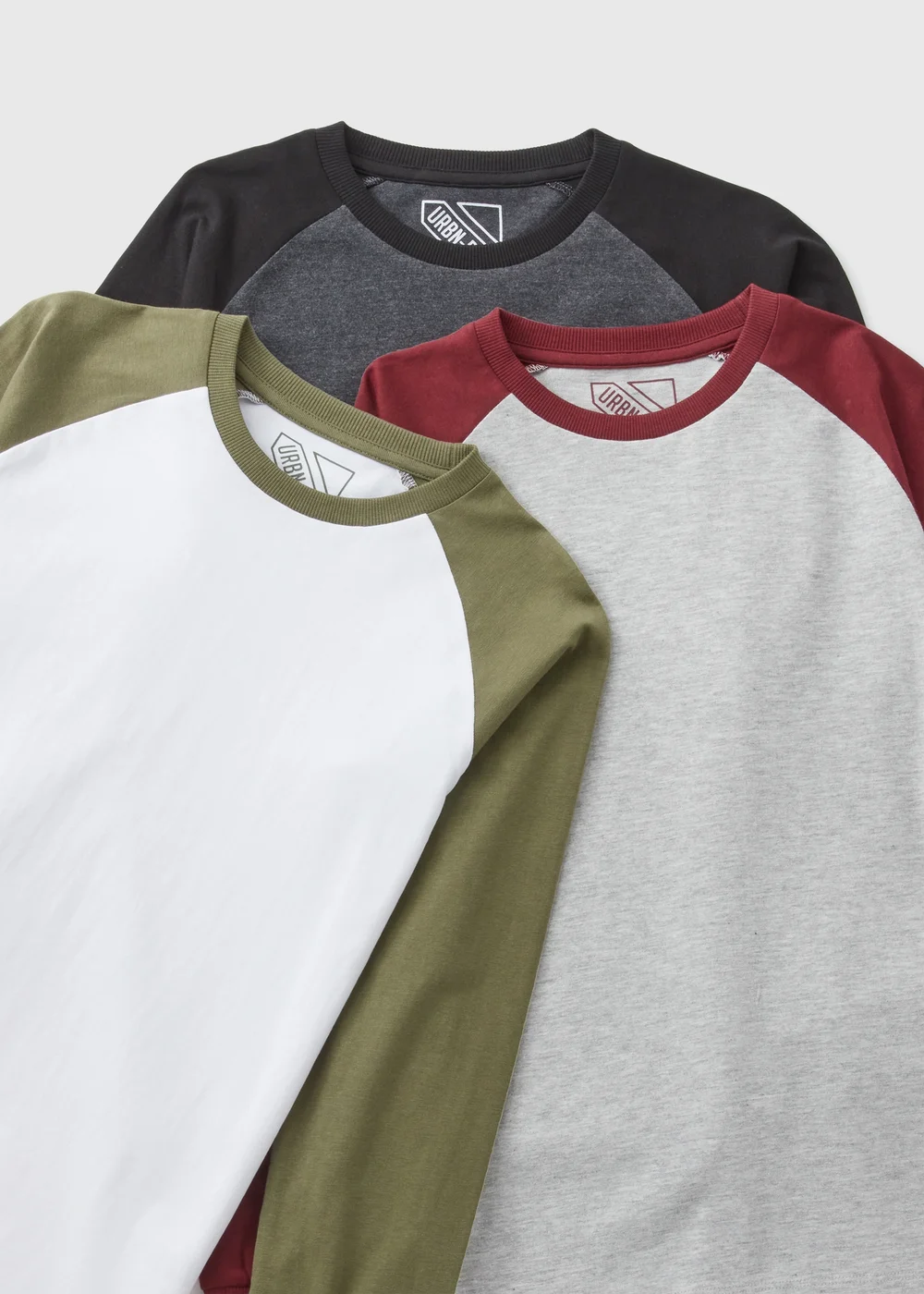 3 Pack Boys Multicoloured Raglan T-Shirts - 7 Yrs Image 2
