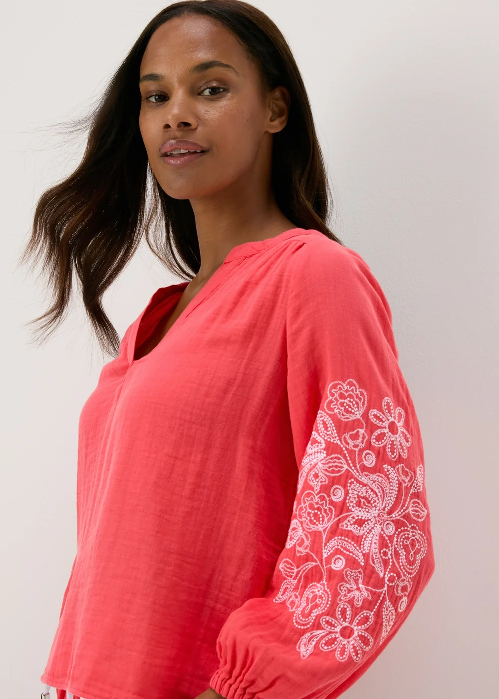 Red Embroidered Sleeve Blouse - 8 Image 3