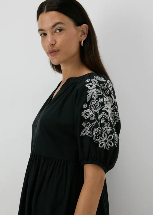 Black Embroidered Tiered Smock Dress - 8 Image 3