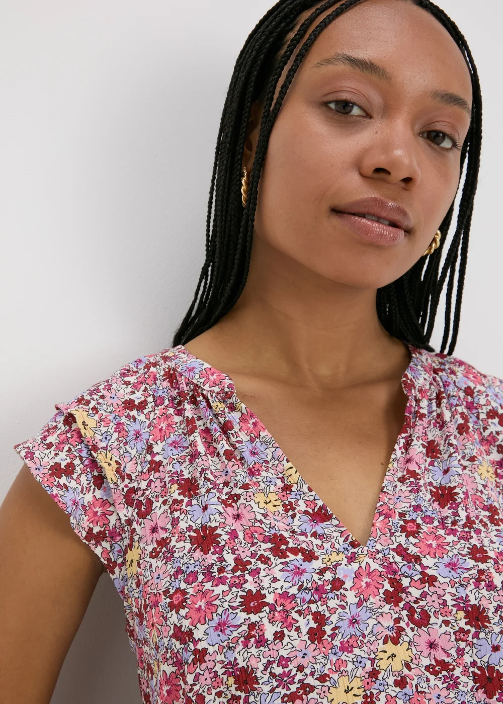 Multicolour Floral V-Neck Blouse - 8 Image 3