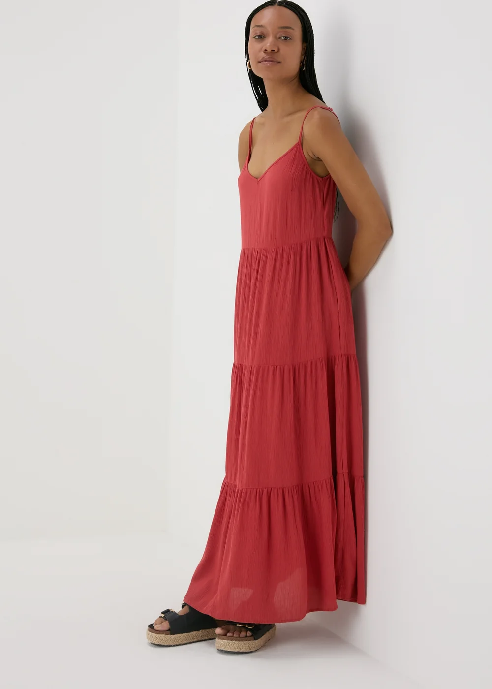 Red Crinkle Tiered Maxi Dress - 8 Image 4
