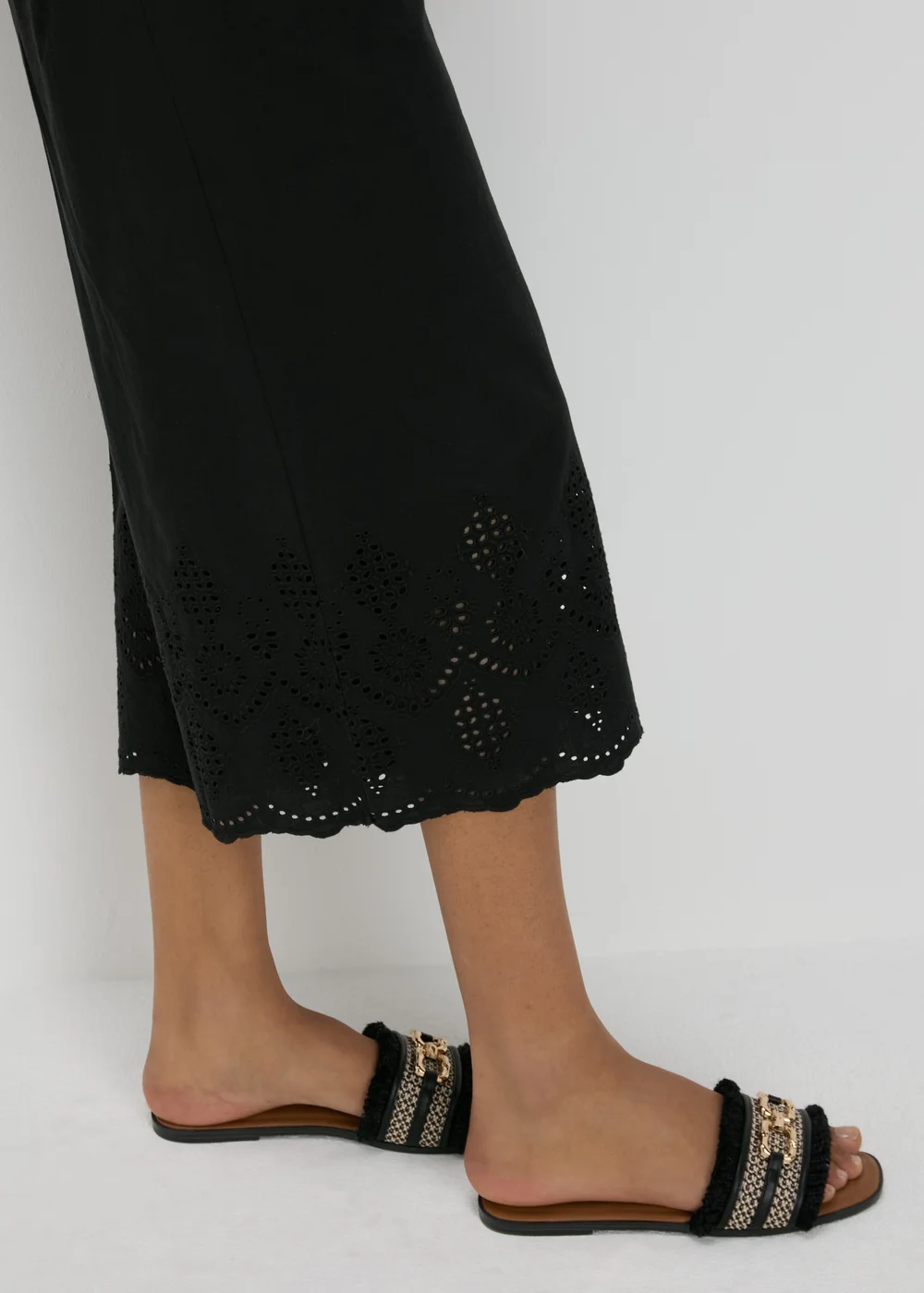 Black Embroidered Hem Jumpsuit - 8 Image 3