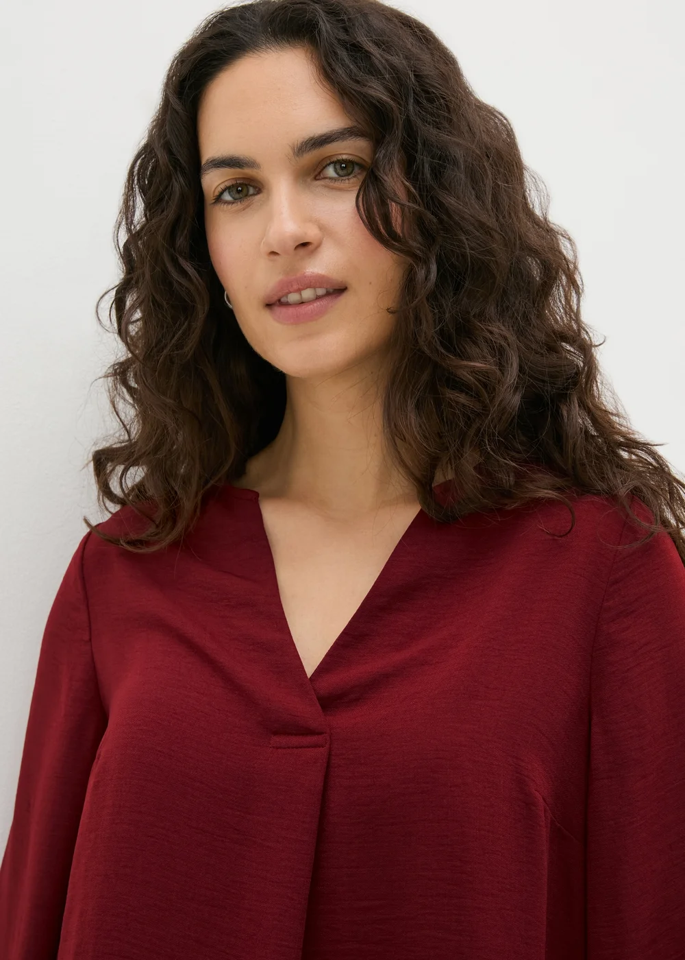 Burgundy Airflow V-Neck Blouse - 8 Image 3