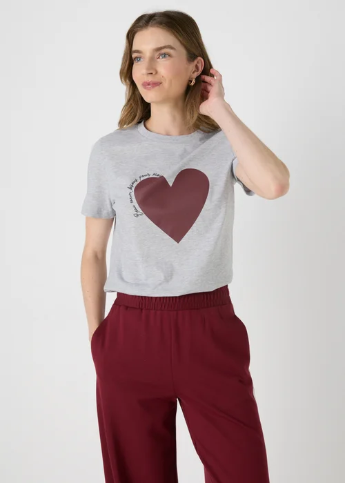 Grey Heart Graphic T-Shirt - 8 Image 3