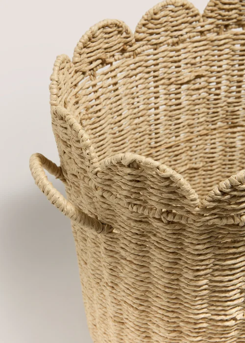 Oval Scallop Edge Basket Image 2