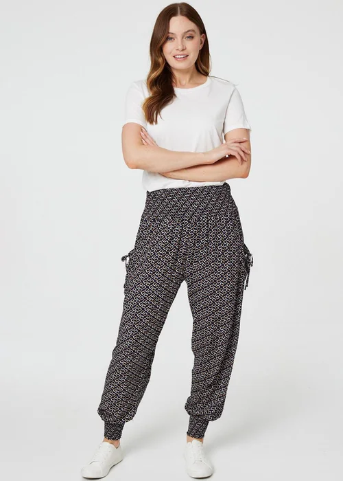 Izabel London Geo Print Pocket Detail Pants - Size 8 Image 4