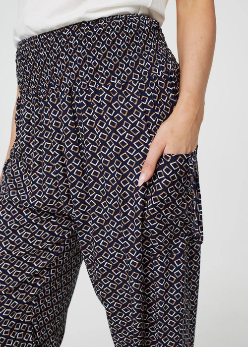Izabel London Geo Print Pocket Detail Pants - Size 8 Image 3