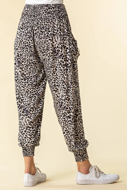 Roman Black Elastic Waist Animal Hareem Lounge Pants - 10 Image 3