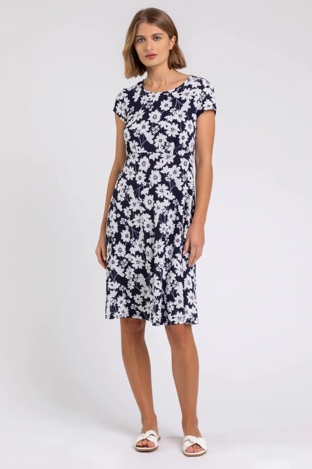 Roman Navy Floral Print Stretch Jersey Tea Dress - Size 22 | Matalan Roman Navy Floral Print Stretch Jersey Tea Dress - Size 22 | Matalan
