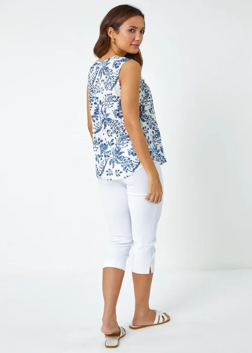 Roman Blue Sleeveless V-Neck Floral Print Vest - 6 Image 3