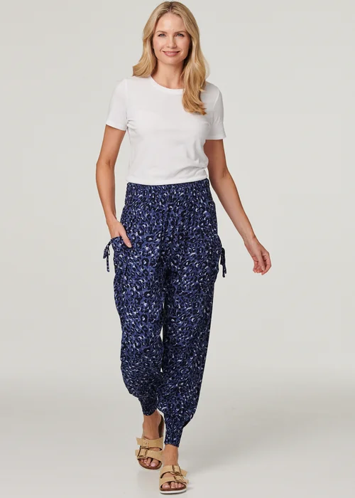 Izabel London Animal Print Pocket Detail Pants - 8 Image 4