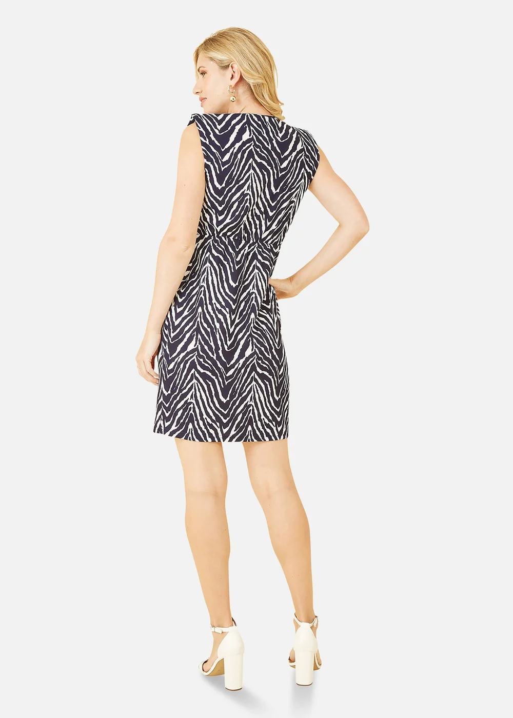 Mela Navy Zig Zag Jersey Pocket Dress With Gold Bar Detail - 8 Image 3