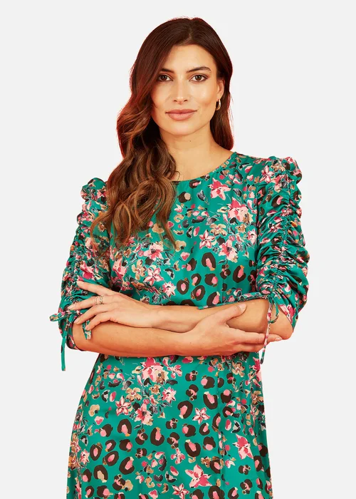 Yumi Green Animal Floral Print Ruched Sleeve Midi Dress - 8 Image 4