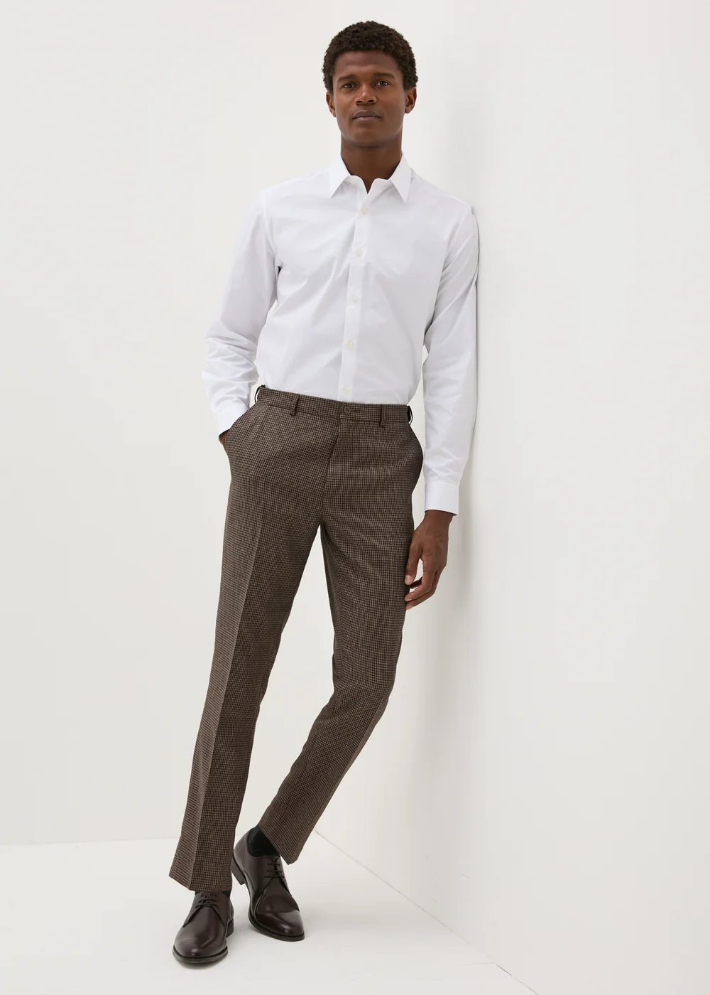 Taylor & Wright Brown Puppytooth Slim Fit Flexi Waist Trousers - 30/L33 Image 3