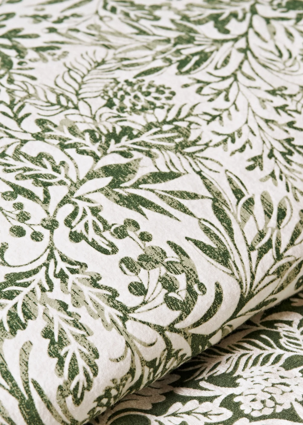 Green Winter Leaf Brushed Duvet Set - Single Image 3