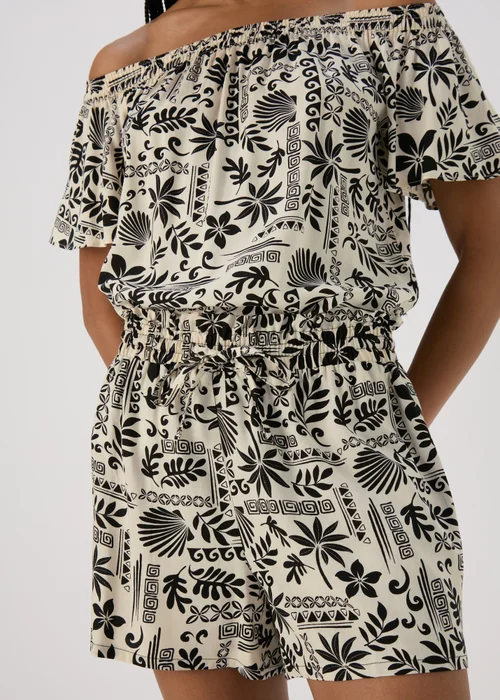 Black Mono Motif Viscose Shorts - 8 Image 3