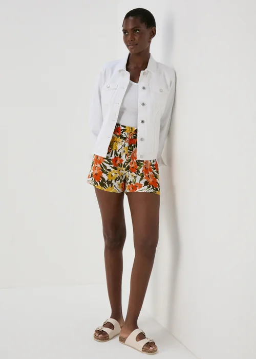 Orange & Green Floral Viscose Shorts - 8 Image 4