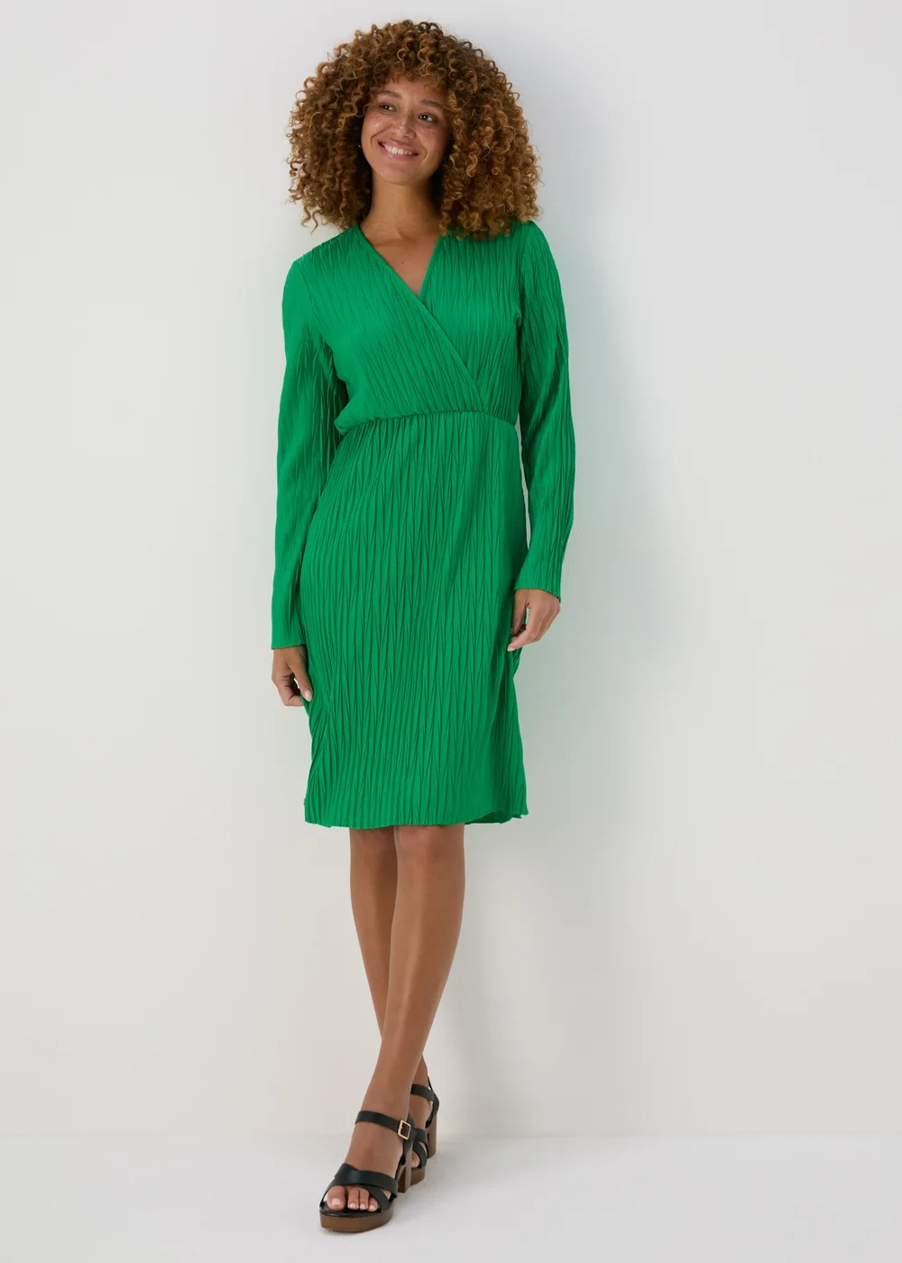 Green Plisse Wrap Dress - 8 Image 4