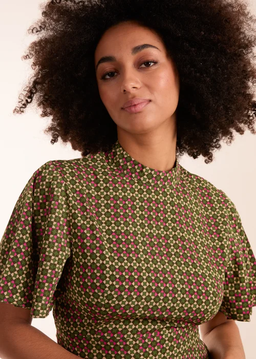 Blue Vanilla Green Geometric Print Angel Sleeve Dress - 8 Image 3