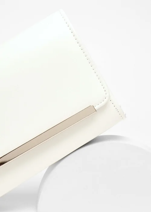 Quiz White Faux Leather Chain Bag - One Size Image 5