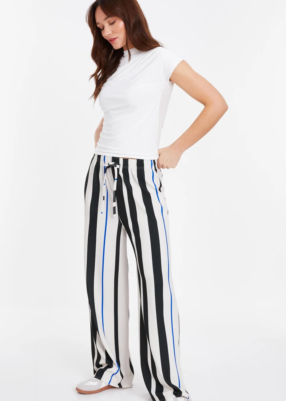 Quiz White Wrap High Neck Top - 8 Image 3
