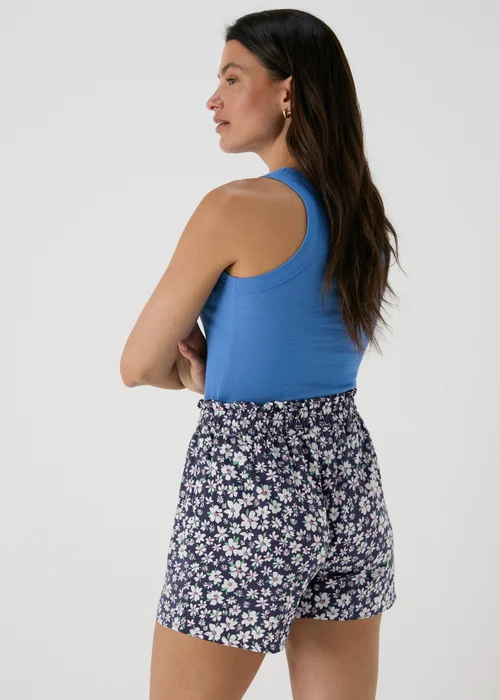 Multicolour Floral Viscose Shorts - 8 Image 2