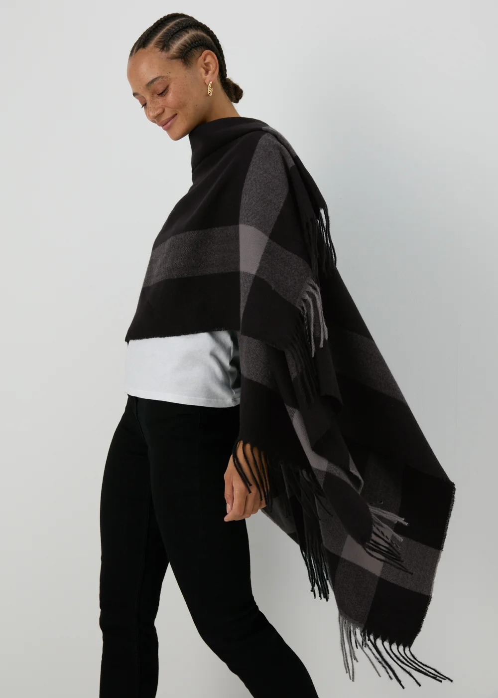 Black Check Shawl - One Size Image 1